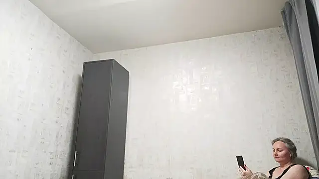 EdithManning Live Chatrum