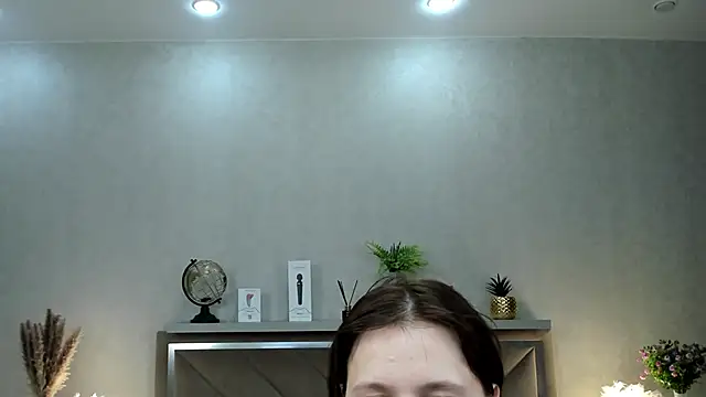 חדר צ'אט בשידור חי של MiaKarlos