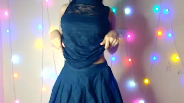 Chandani-Love's Webcam Show
