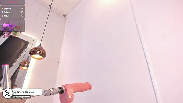Sala de chat en directo de antonelllepiercee