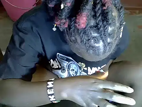 חדר צ'אט בשידור חי של Sweetaggy2