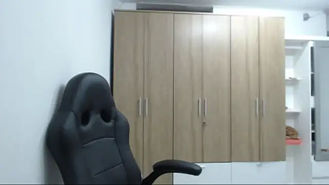 Živá chatovací místnost RoxanaLove9