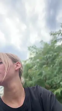 Živá chatovací místnost KikiWatson