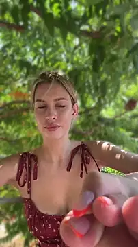 Živá chatovací místnost KikiWatson