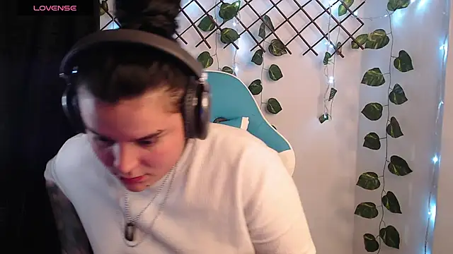 Chat soba uživo modela Nika_1_