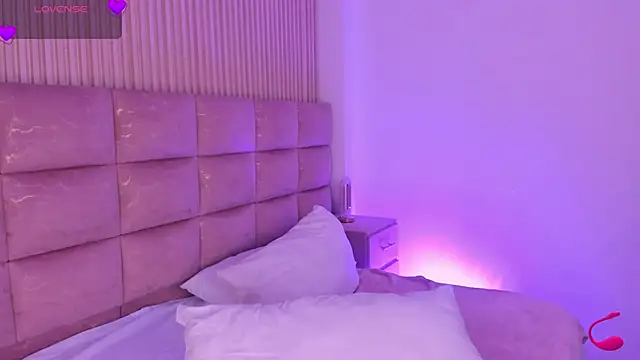 HannaRhodes Live Chatraum