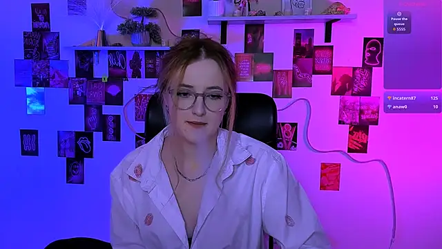 luna_berryy Adlı Modelin Canlı Sohbet Odası