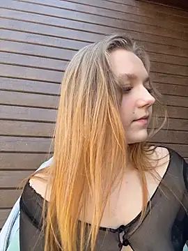 JennyPortman Adlı Modelin Canlı Sohbet Odası
