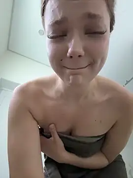 JennyPortman 现场聊天室