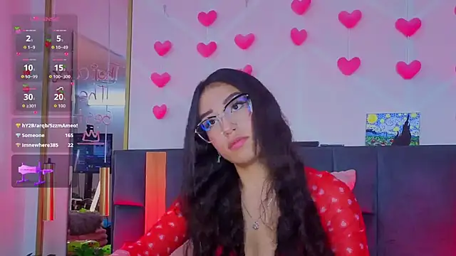 MadyJackson live-chat rom