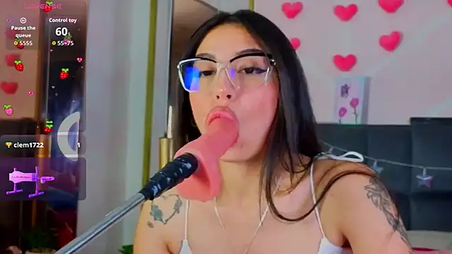 Živá chatovací místnost MadyJackson