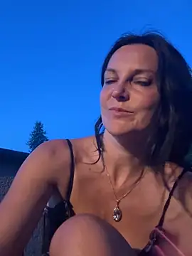 -OLYA- – Naživo XXX chat
