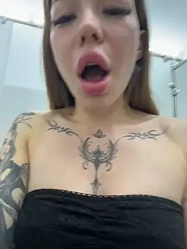 babydolll's Live Chat Room