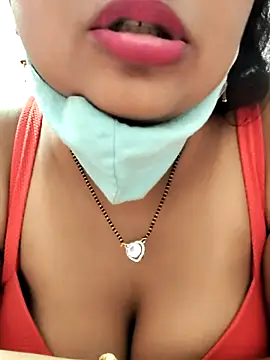 Dr_chhaya_ayurvedic Adlı Modelin Canlı Sohbet Odası