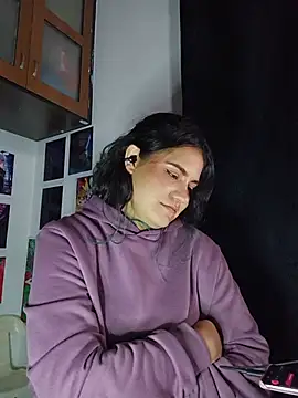 gigiqueen_18's Live Chat Room