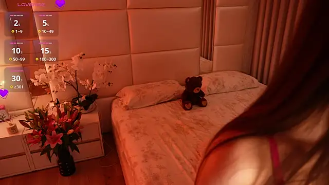 Lilly_Colins Adlı Modelin Canlı Sohbet Odası