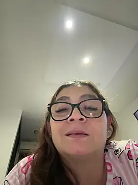 ANTONELLA_VIOLETA_n Live chat-huone