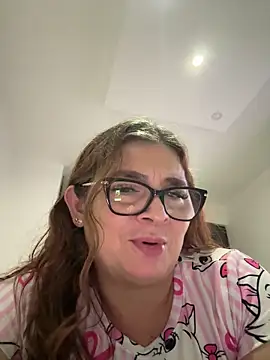 Pokój czatu na żywo – ANTONELLA_VIOLETA_