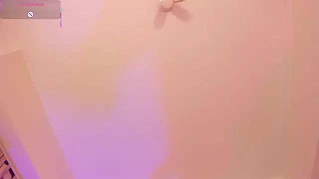 nicolle_pierce чат на живо
