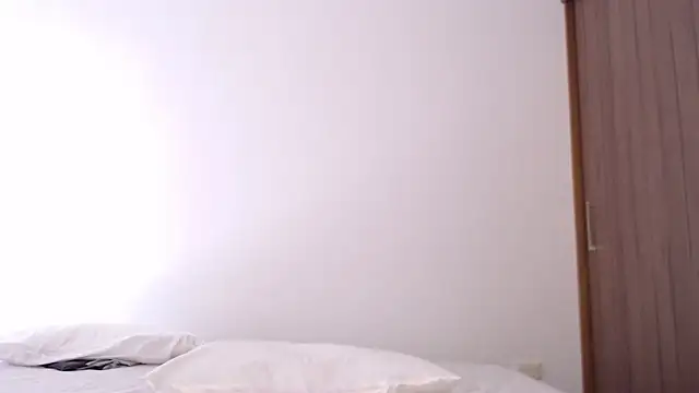 Mariam_saint – Naživo chatovacia miestnosť