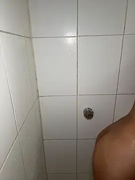 חדר צ'אט בשידור חי של Baby_Niels