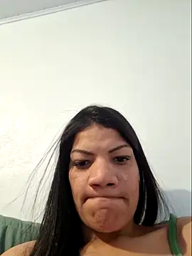 charllottebrasilian live-chat rom