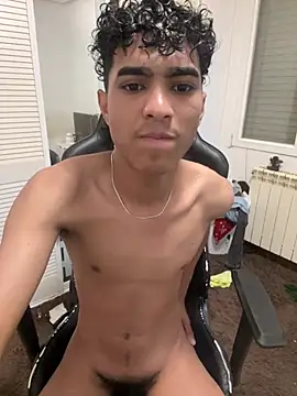 Chat soba uživo modela Ryan-hot