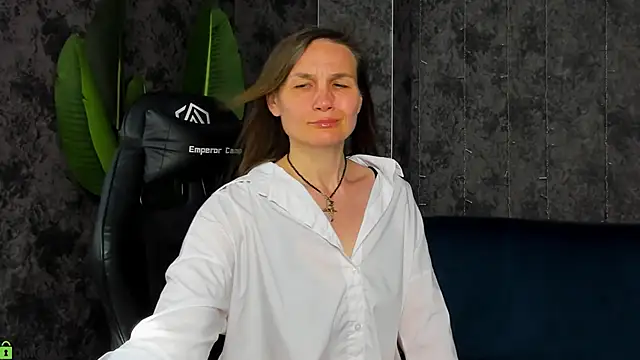 Lillian_White live-chat rom
