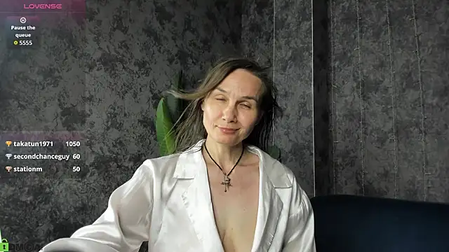 Sala de chat ao vivo de Lillian_White