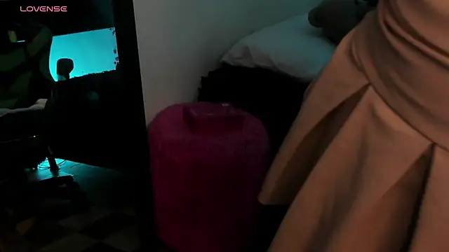 Pokój czatu na żywo – elissa_iris