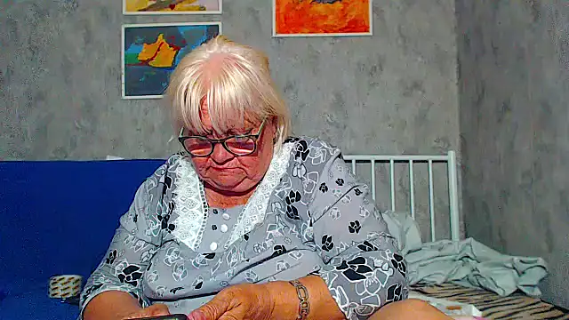 feerir63's Live Chat Room