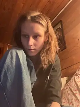 KatiKate – Naživo XXX chat