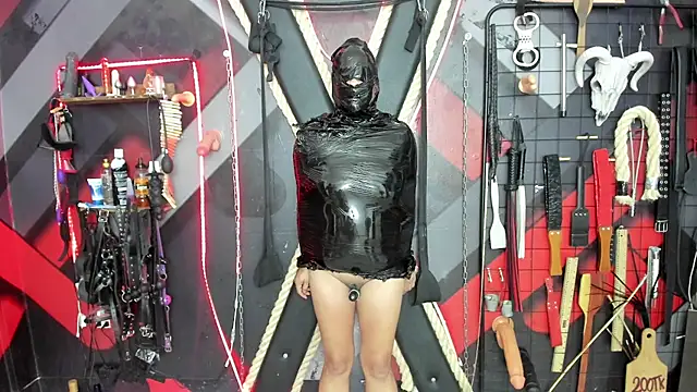 غرفة دردشة SUBMISSION_BDSM المباشرة