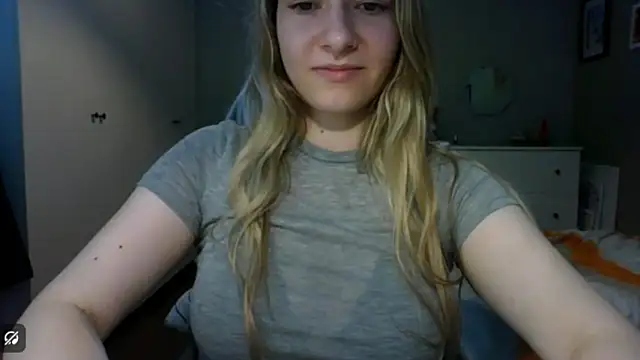 ROSIEx_sweet Adlı Modelin Canlı Sohbet Odası