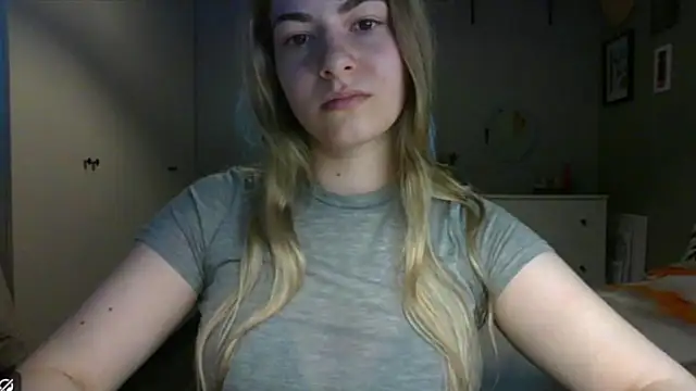 ROSIEx_sweet Adlı Modelin Canlı Sohbet Odası