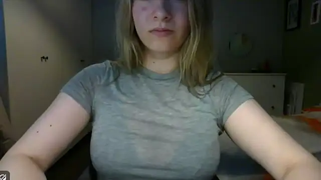 ROSIEx_sweet Adlı Modelin Canlı Sohbet Odası