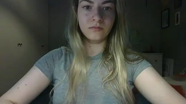 ROSIEx_sweet élő chatszobája