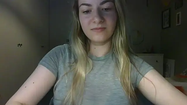 ROSIEx_sweet Adlı Modelin Canlı Sohbet Odası