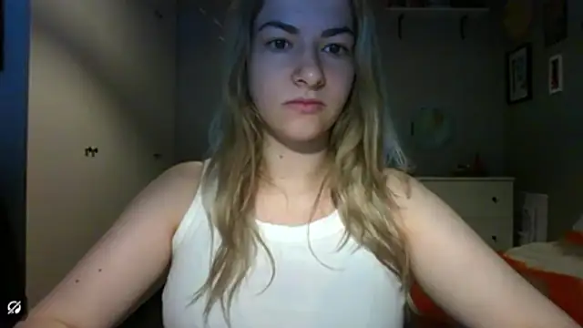 ROSIEx_sweet Adlı Modelin Canlı Sohbet Odası