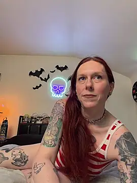 ScarletPanes – live chatrum