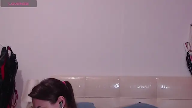 MiraMiss élő chatszobája