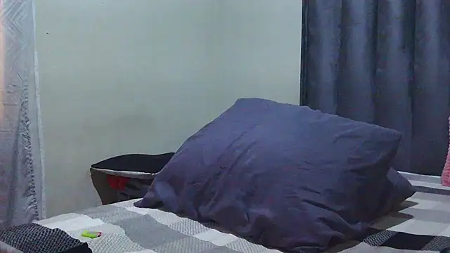 HOTSEXCBOOBS30xx Live Chatraum