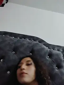 Queenjenn__ Cameră chat live