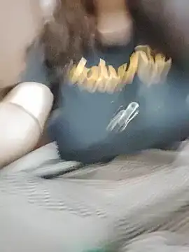 Sala de chat en directo de Queenjenn__