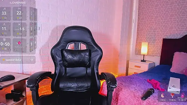 Sala de chat en directo de SWEET_KITTY_01
