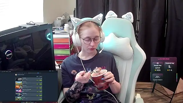 Chat soba uživo modela LilyFoxxx
