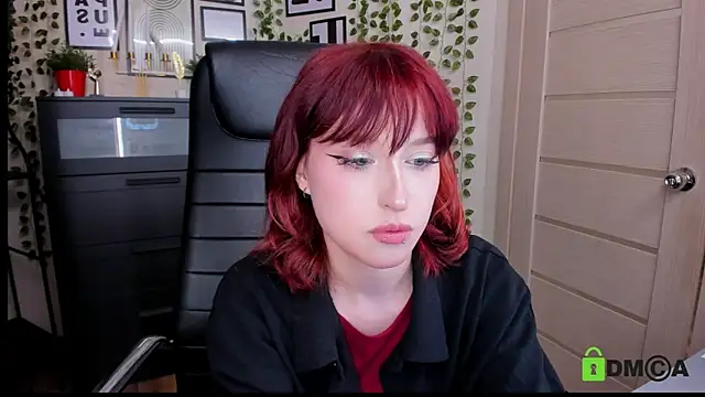 Sala de chat ao vivo de ElizaNik_