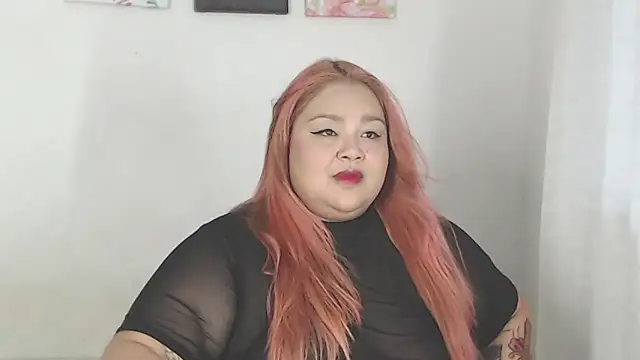 lovemyfatpussy Adlı Modelin Canlı Sohbet Odası