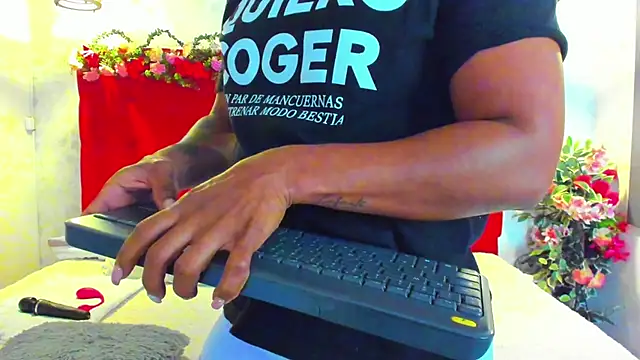 SilvannaFit Live chatroom