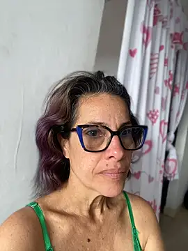 غرفة دردشة Goddess-Love- المباشرة